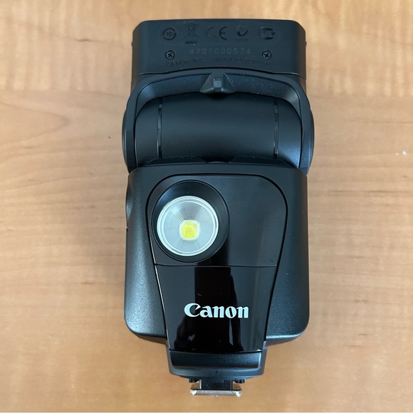 Canon Speedlite 320EX - Picture 2 of 7